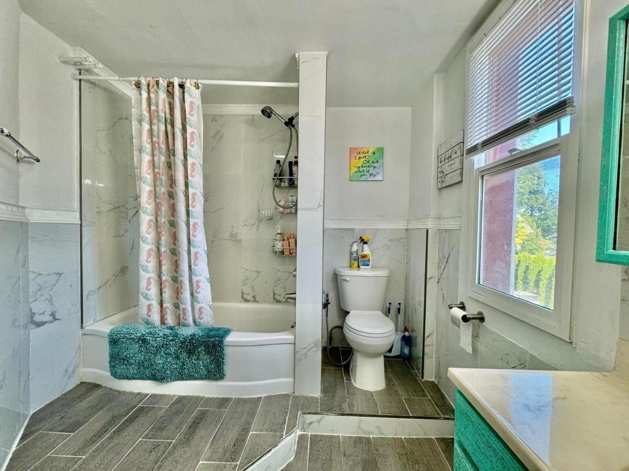 Cozy Private Room With Shared Bathroom On The 1St Floor - Conveniently Located Near Seatac Airport And Downtown Сиэтл Экстерьер фото