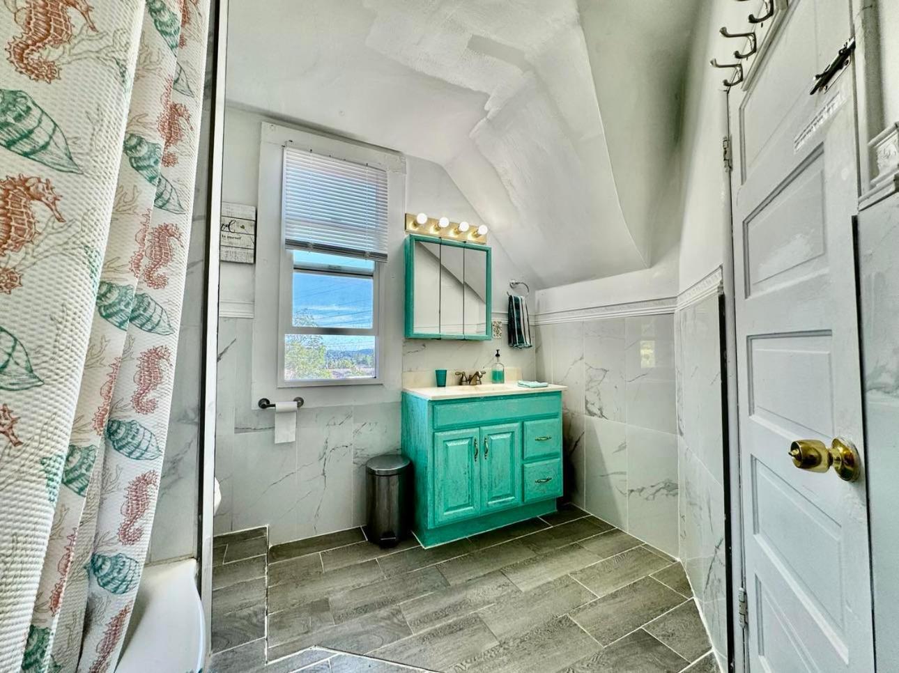 Cozy Private Room With Shared Bathroom On The 1St Floor - Conveniently Located Near Seatac Airport And Downtown Сиэтл Экстерьер фото
